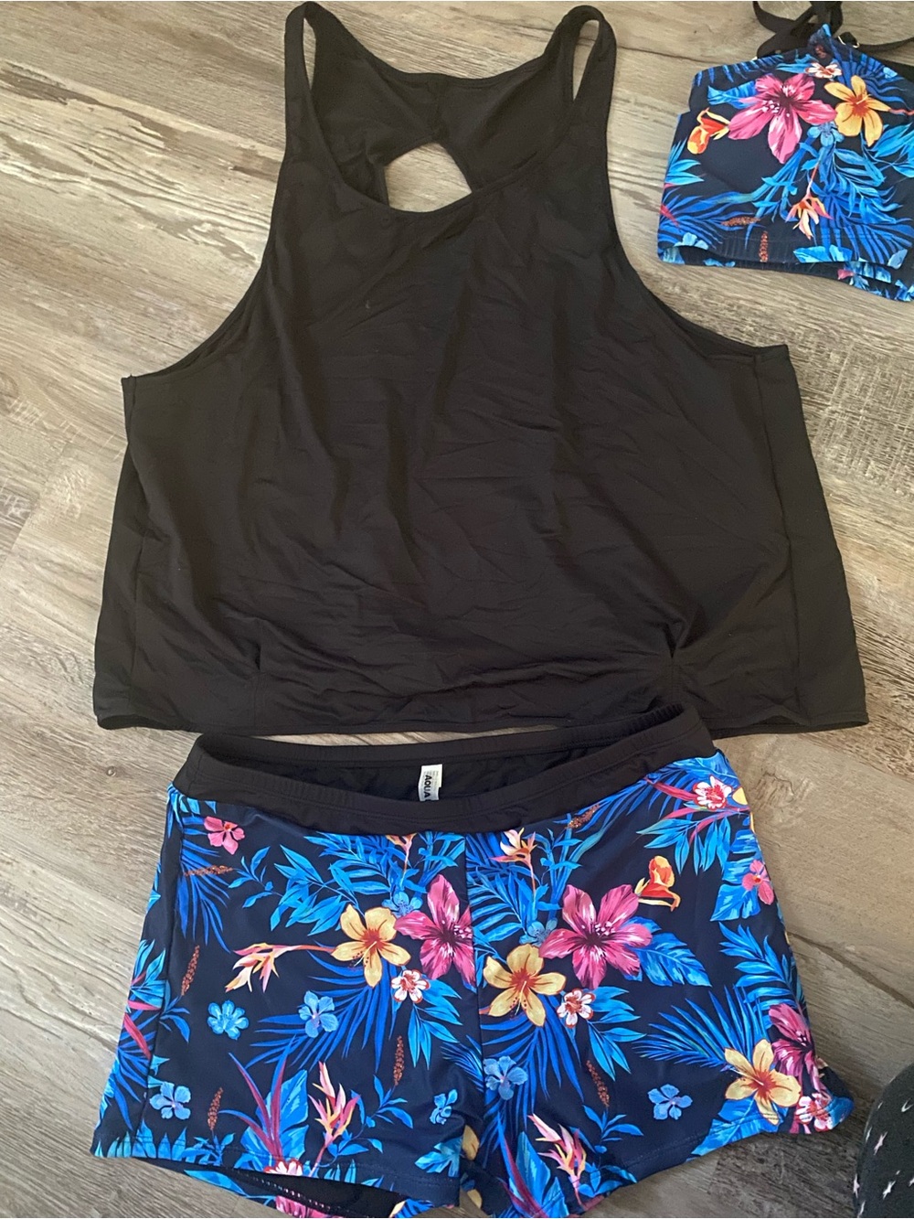 Aqua Eve Woman's 3 Piece Floral Tankini Swimsuit, Swim Boy Shorts, XL - Picture 4 of 15